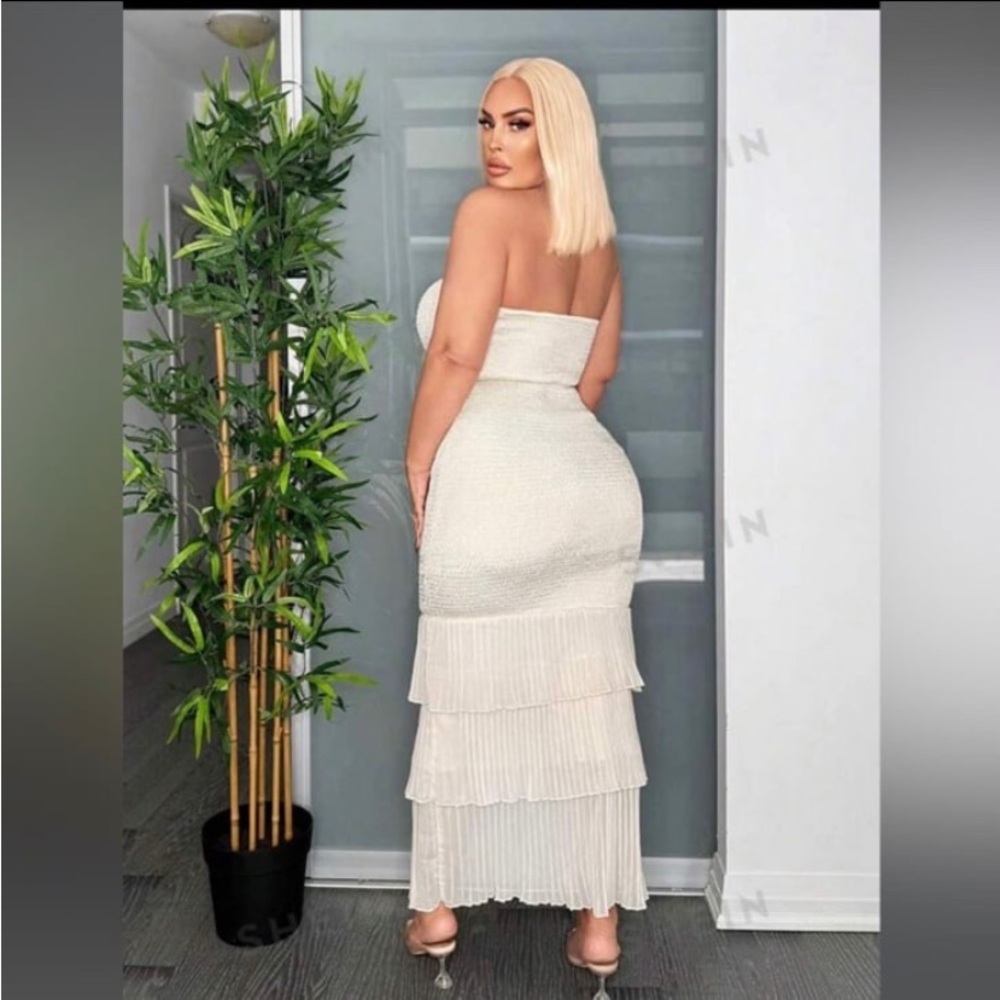 Off Shoulder Ruffle Fishtail Mermaid Dress - Picture 2 of 12